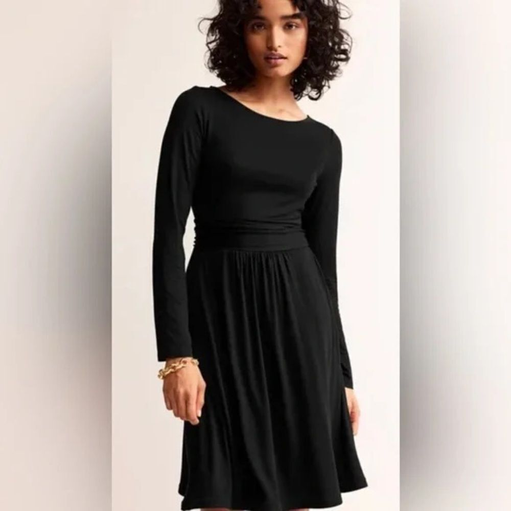 Boden Women's Thea Short Jersey Dress in Black Size US 4P